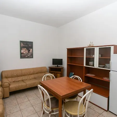 Appartamento N52 - Numana, Trilocale Con Terrazzo A 100 Metri Dal Mare *