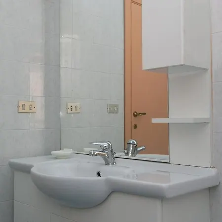 N52 - Numana, Trilocale Con Terrazzo A 100 Metri Dal Mare