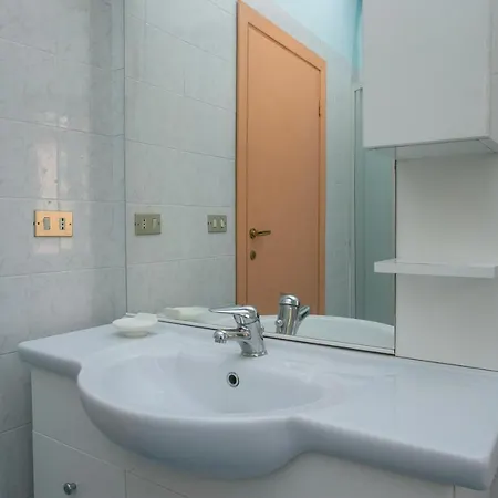 Appartamento N52 - Numana, Trilocale Con Terrazzo A 100 Metri Dal Mare *