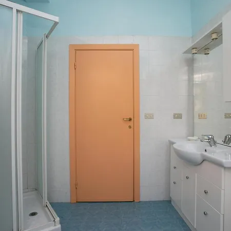 Appartamento N52 - Numana, Trilocale Con Terrazzo A 100 Metri Dal Mare *